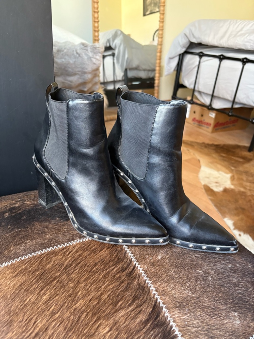 Charles David Black Studded Leather Heeled Chelsea Boots